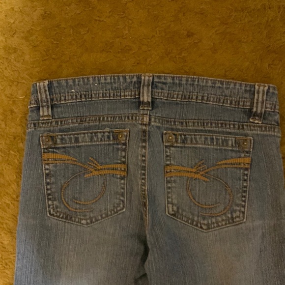 So jeans size 0 - Picture 3 of 5